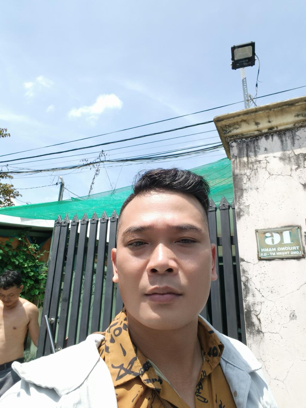 Nhà mặt phố Long Bình ảnh 1