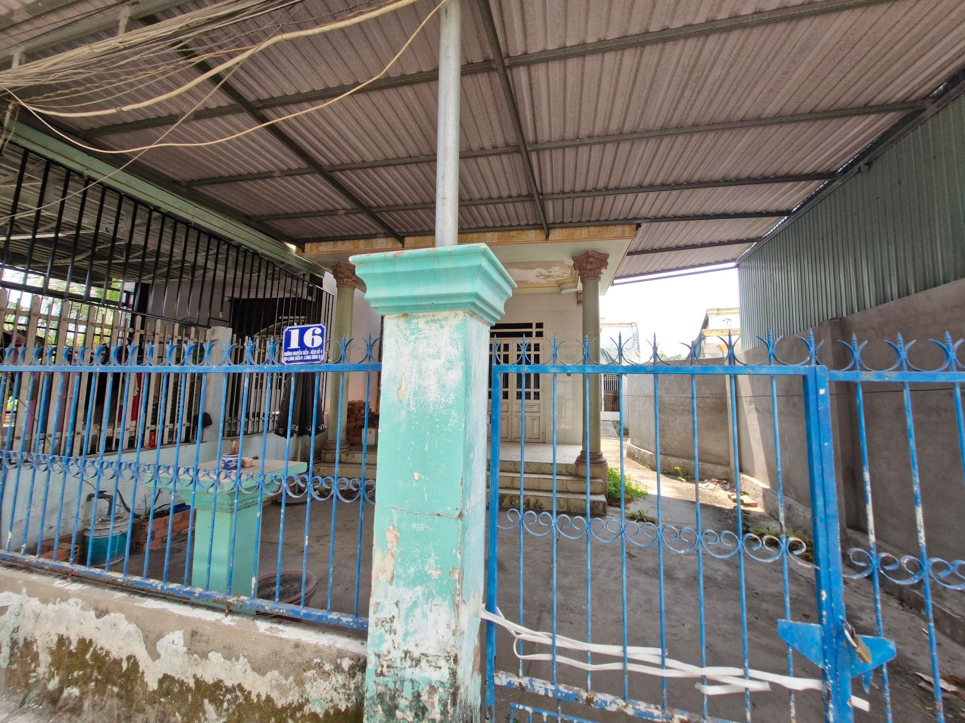 Nhà mặt phố Long Bình ảnh 2